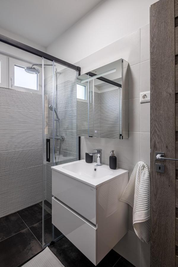 Balatonic Relax Apartment Zamárdi Екстериор снимка